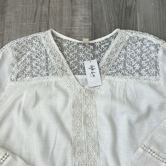 NWT  Style & Co
Lace-Yoke Handkerchief-Hem Top - Picture 9 of 11